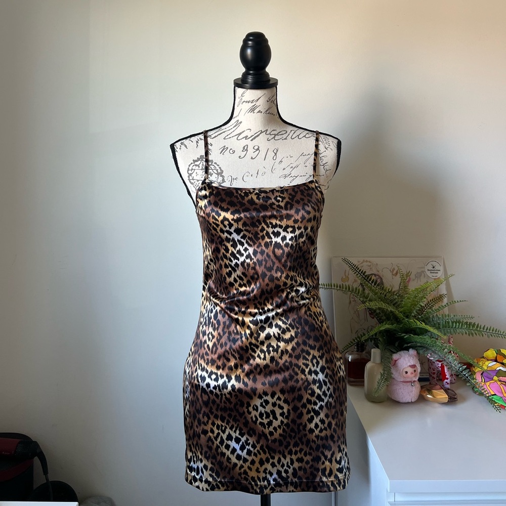 victoria secret cheetah print slip dress size: xs